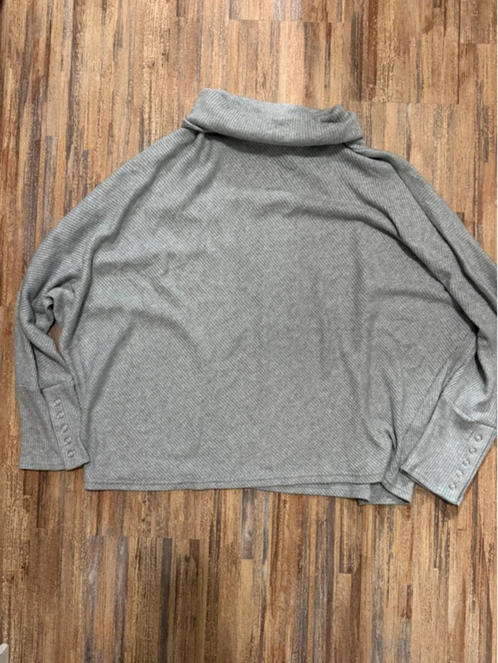 Vera wang sparkle grey sweater XXL